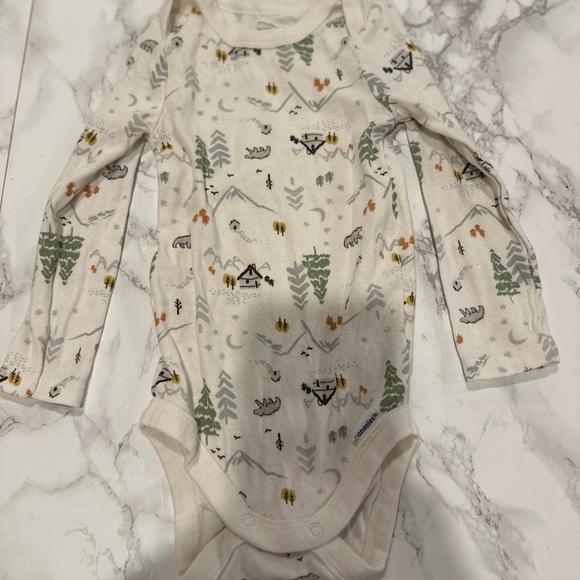 Gerber Cream Bodysuit with Nature Print - Picture 1 of 4